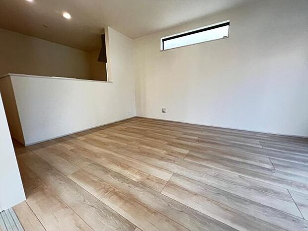 ご家族の温かい時間を演出するダイニングスペースです。