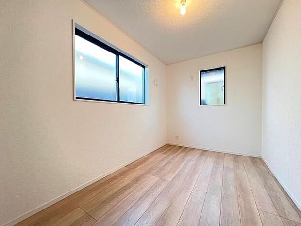 子供部屋にもちょうど良い大きさのお部屋です。