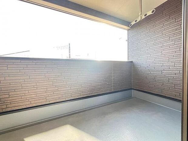 お洗濯ものを気持ち良く太陽の光で干せるのが嬉しいですね。