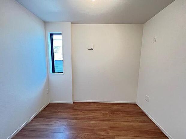 子供部屋にもちょうど良い大きさのお部屋です。