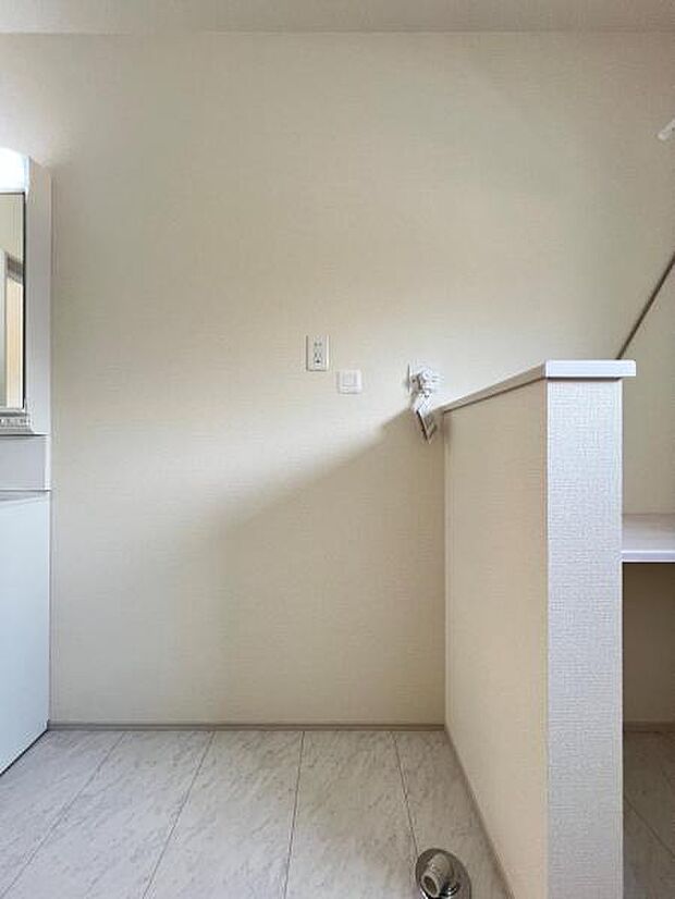 お天気を気にせずお洗濯ができ、室内干し可能です。