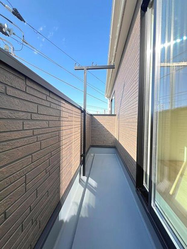 お洗濯ものを気持ち良く太陽の光で干せるのが嬉しいですね。