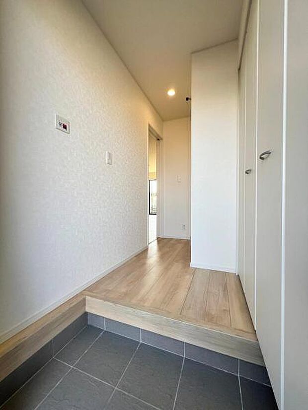 いつも気持ちよくご家族を迎えられる玄関です。