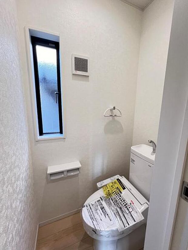 ほっと安らげるトイレ空間です。