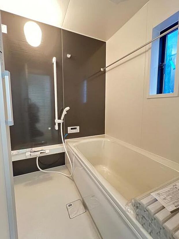 お風呂でほっとひといき。1日の疲れを癒しましょう。