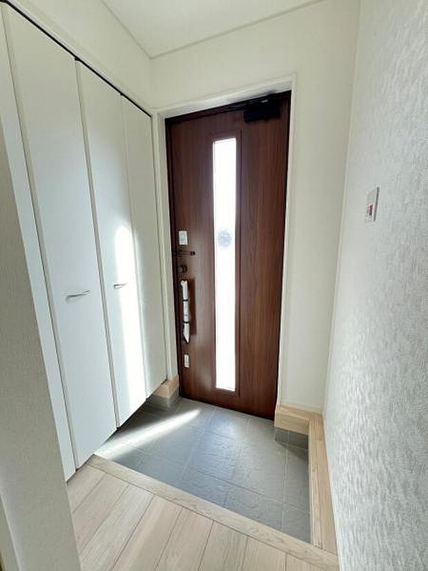 いつも気持ちよくご家族を迎えられる玄関です。