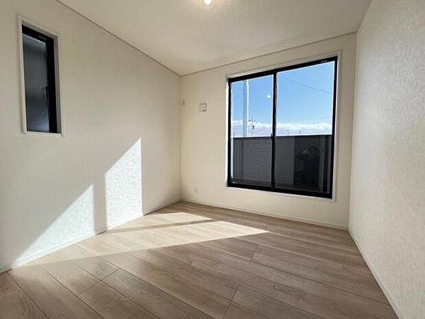 子供部屋にもちょうど良い大きさのお部屋です。