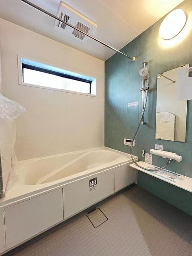 お風呂でほっとひといき。1日の疲れを癒しましょう。