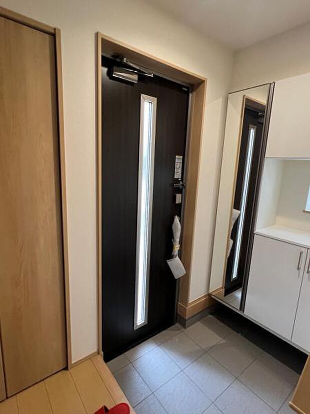 いつも気持ちよくご家族を迎えられる玄関です。