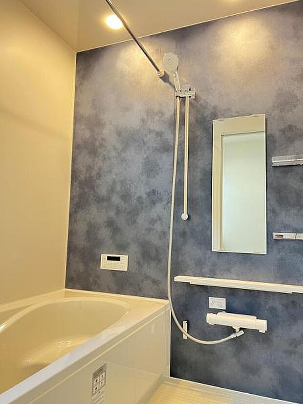 スタイリッシュな浴室で1日の疲れをゆったり癒されるのもいいですね。