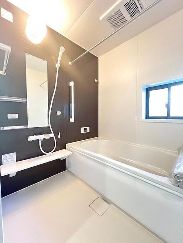 お風呂でほっとひといき。1日の疲れを癒しましょう。