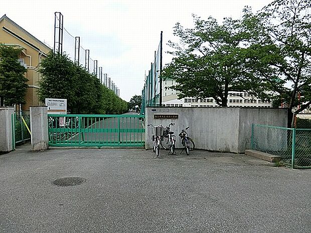 春日部市立備後小学校まで約520m（徒歩7分）