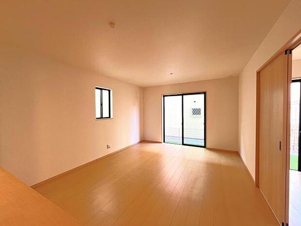 ご家族の温かい時間を演出するダイニングスペースです。