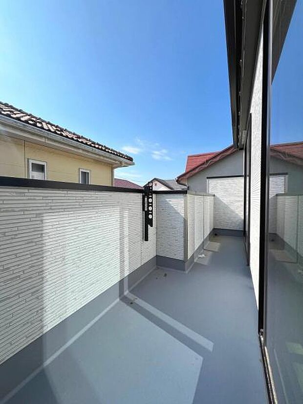 お洗濯ものを気持ち良く太陽の光で干せるのが嬉しいですね。