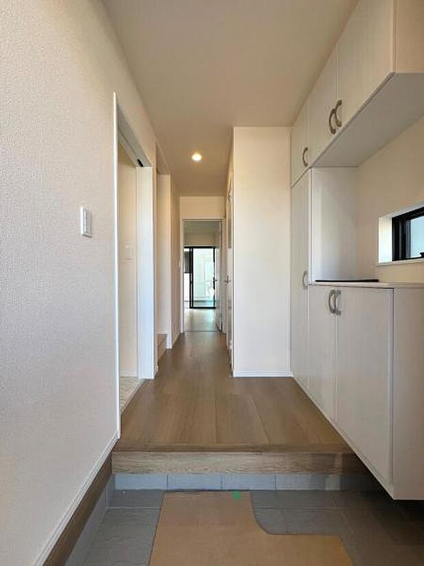 いつも気持ちよくご家族を迎えられる玄関です。