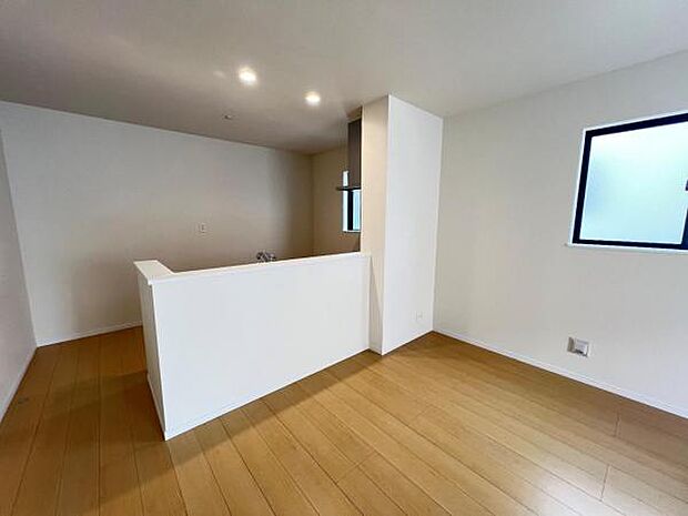 ご家族の温かい時間を演出するダイニングスペースです。