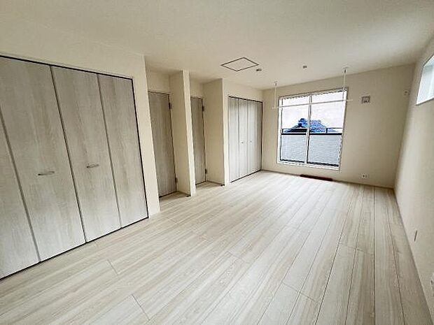 子供部屋にもちょうど良い大きさのお部屋です。