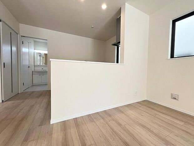 ご家族の温かい時間を演出するダイニングスペースです。