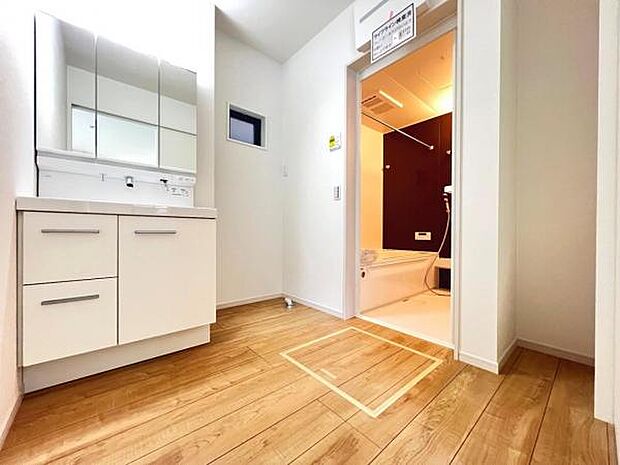 お天気を気にせずお洗濯ができ、室内干し可能です。