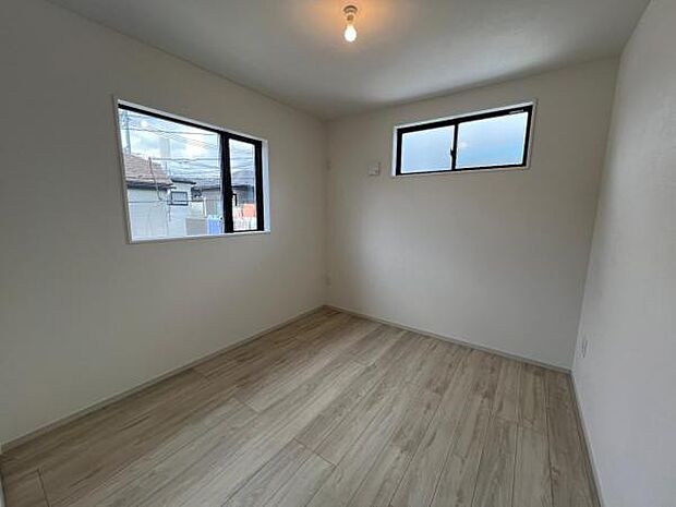 子供部屋にもちょうど良い大きさのお部屋です。