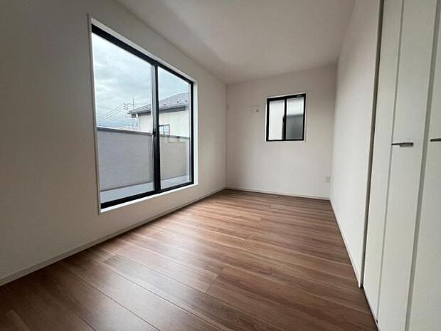 子供部屋にもちょうど良い大きさのお部屋です。