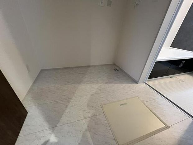 お天気を気にせずお洗濯ができ、室内干し可能です。
