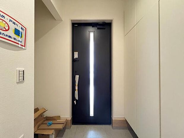 いつも気持ちよくご家族を迎えられる玄関です。