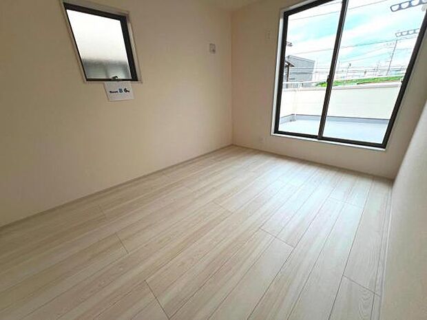 子供部屋にもちょうど良い大きさのお部屋です。