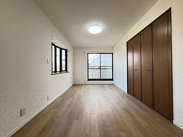 寝室を拡大表示