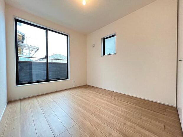 子供部屋にもちょうど良い大きさのお部屋です。