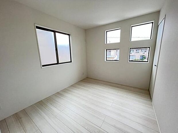 子供部屋にもちょうど良い大きさのお部屋です。