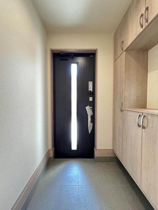 いつも気持ちよくご家族を迎えられる玄関です。