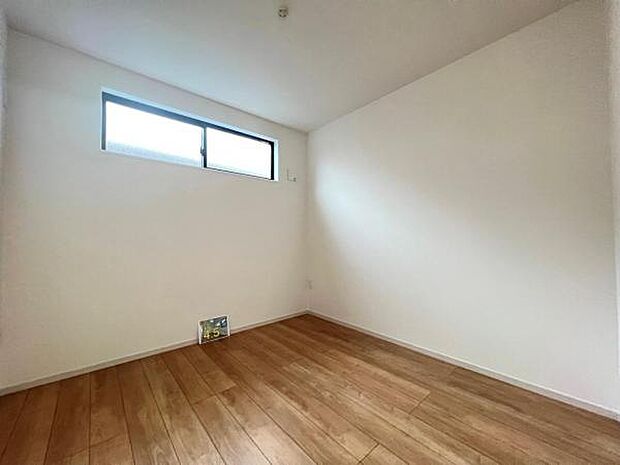 子供部屋にもちょうど良い大きさのお部屋です。