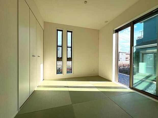 和室スペースです。畳のお部屋は寛げる空間ですね。