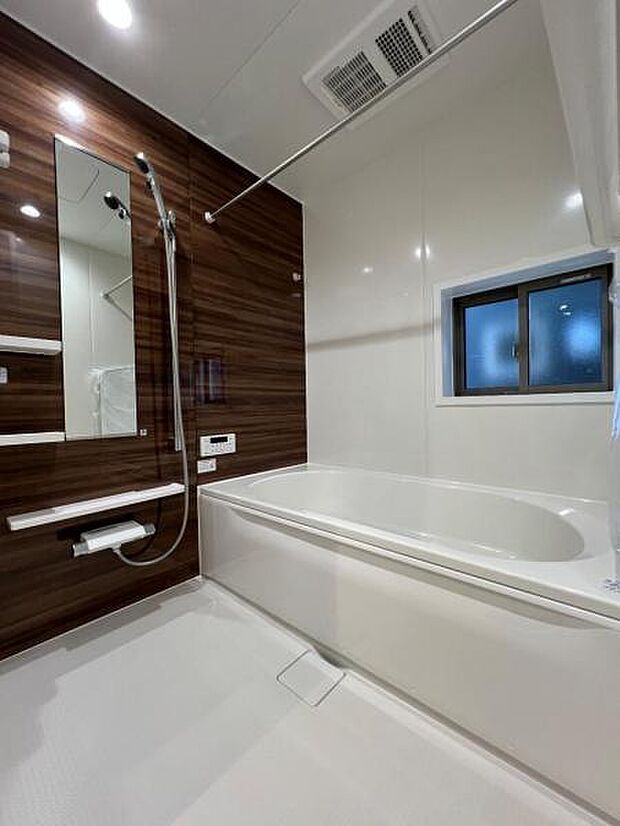 お風呂でほっとひといき。1日の疲れを癒しましょう。