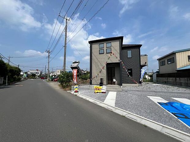 間取はファミリーにもおすすめ4LDKの新築戸建です。