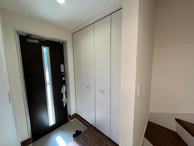 いつも気持ちよくご家族を迎えられる玄関です。