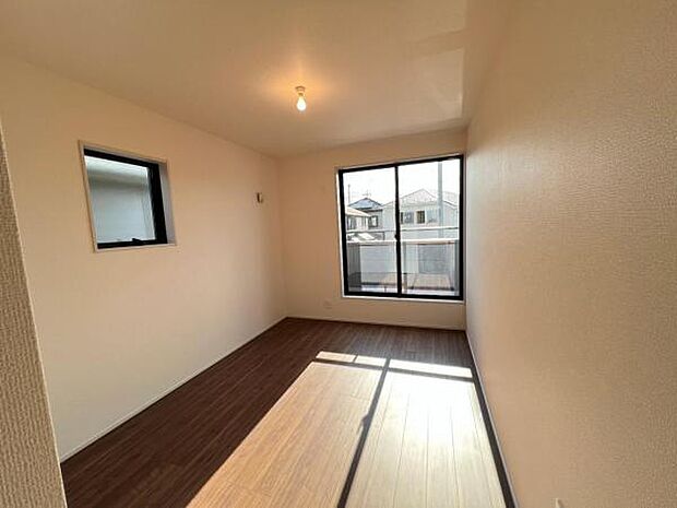 子供部屋にもちょうど良い大きさのお部屋です。