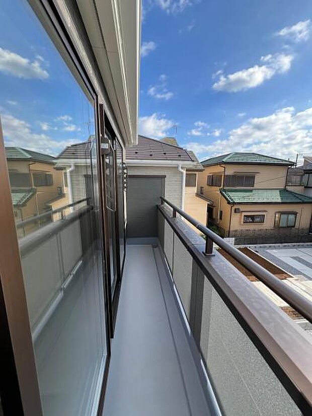お洗濯ものを気持ち良く太陽の光で干せるのが嬉しいですね。