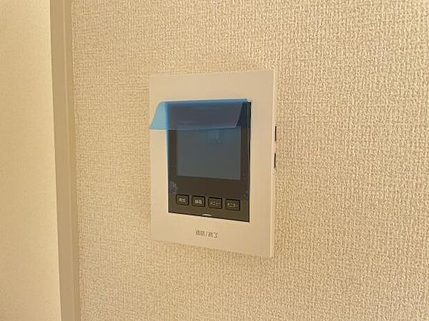 訪問者を確認できるTVモニター付きインターフォンです。