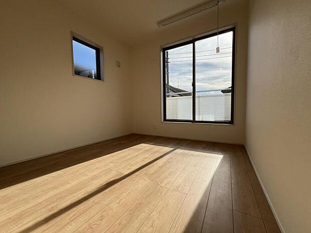子供部屋にもちょうど良い大きさのお部屋です。
