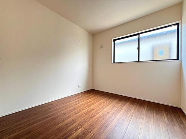 子供部屋にもちょうど良い大きさのお部屋です。