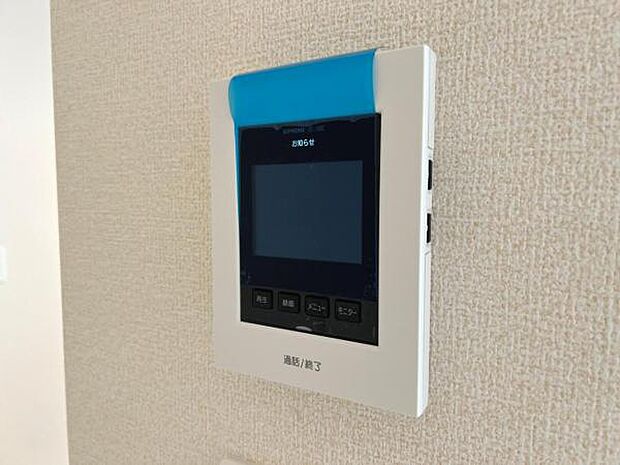 訪問者を確認できるTVモニター付きインターフォンです。