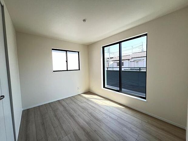 子供部屋にもちょうど良い大きさのお部屋です。