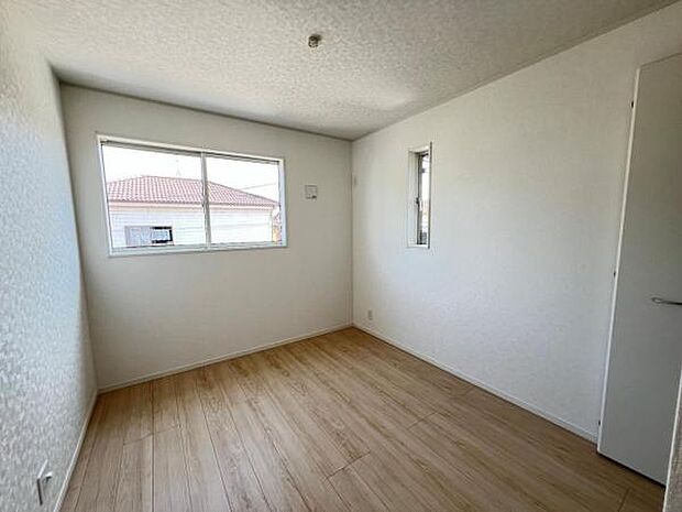 子供部屋にもちょうど良い大きさのお部屋です。