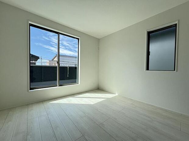 子供部屋にもちょうど良い大きさのお部屋です。