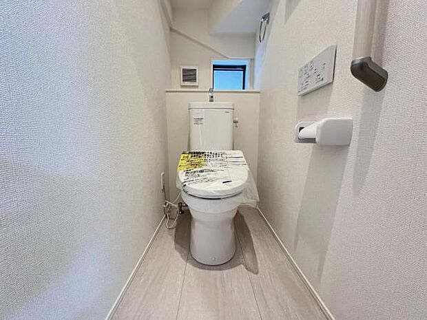 ほっと安らげるトイレ空間です。