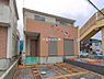 外観：前面道路を含めた現地写真です。