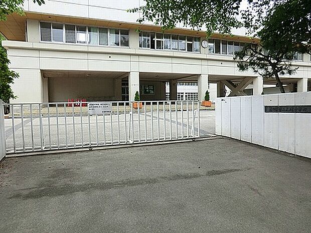 春日部市立大増中学校まで約1200m(徒歩15分)
