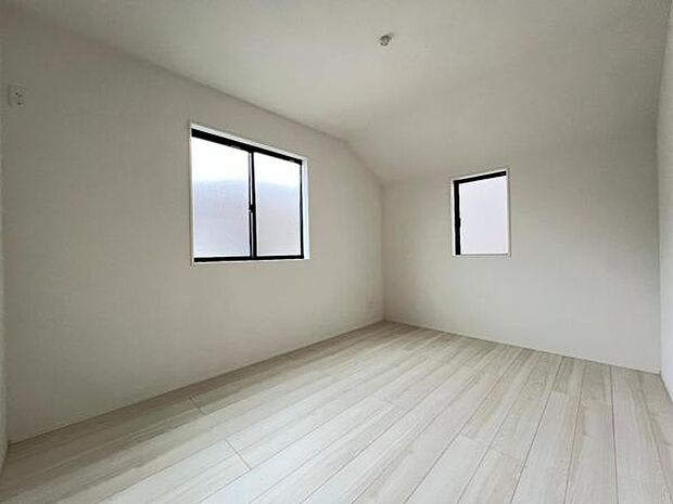 子供部屋にもちょうど良い大きさのお部屋です。